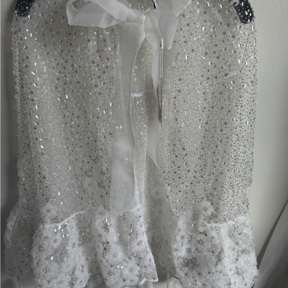 Self-Portrait Elegant White Sequin Cape